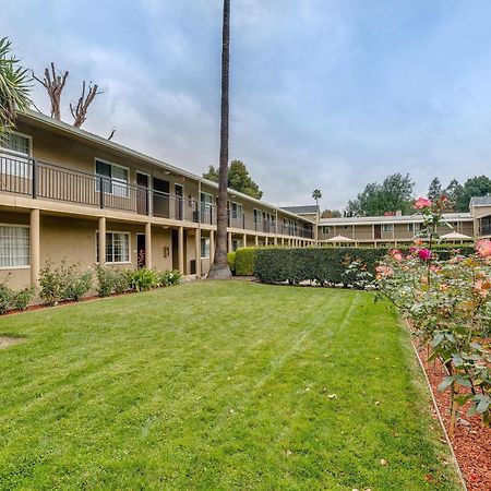 Rose Garden Inn - San Jose Airport Eksteriør billede