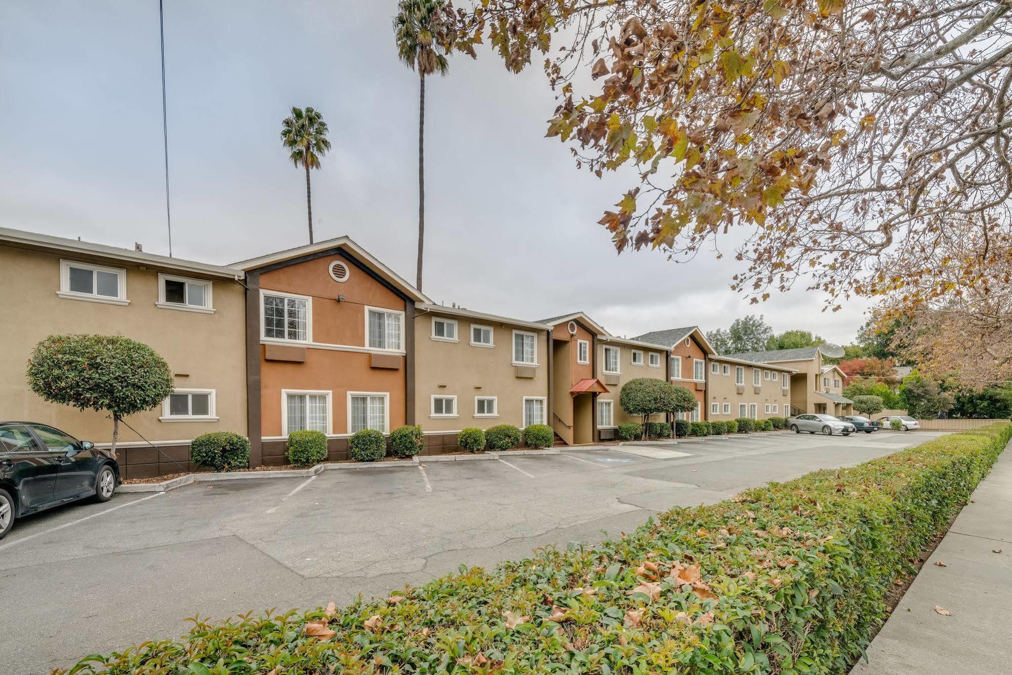 Rose Garden Inn - San Jose Airport Eksteriør billede